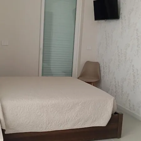Cconforthotels Mimi Apartment