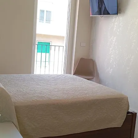 Cconforthotels Mimi Apartment *